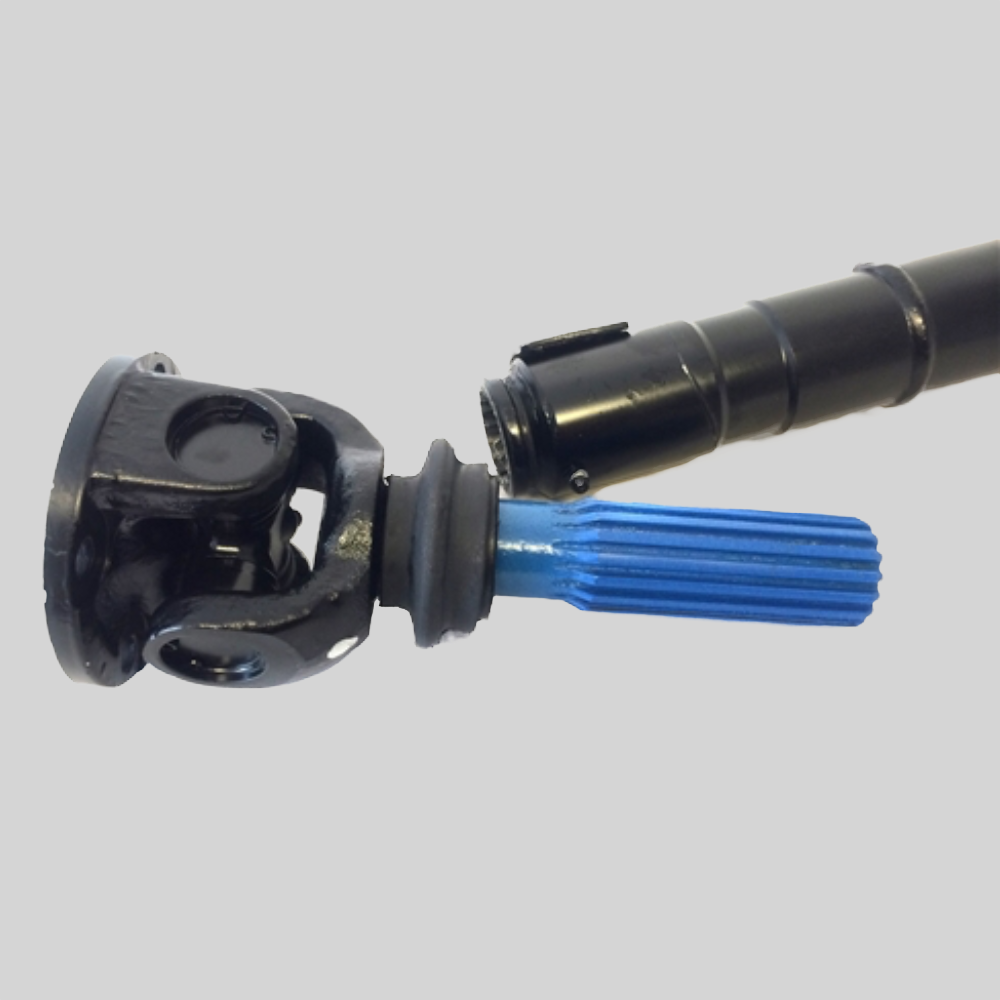 Front Driveshaft for Land Rover Discovery 2 TD5 / V8 / 4.6 / 4X4 TVB0000320